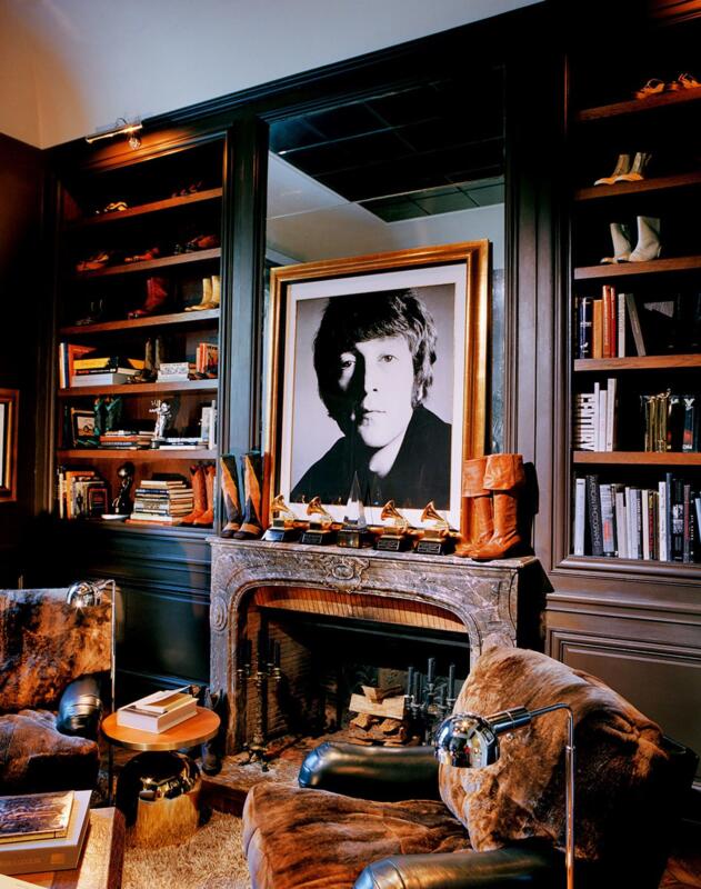 Lenny-Kravitzs-Home-Art-Collection-2 Lenny Kravitz's Home in Paris Art Collection