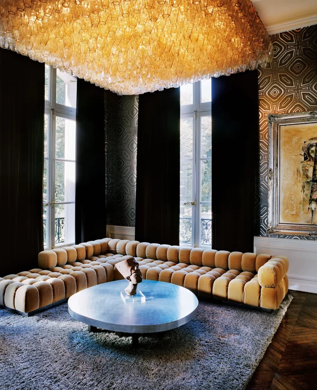 Lenny-Kravitzs-Home-In-Paris-sofa Lenny Kravitz's Home In Paris