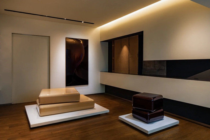 Designed by Sabine Marcelis in collaboration with Japanese artisans, these pieces showcase a harmonious blend of heritage craftsmanship and contemporary design. Each object features a singular gesture, such as a twist or inverted slice, manipulating light and shadow to invite exploration from every angle.