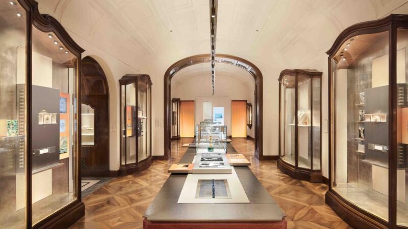 The-Best-of-Formafantasma-Top-Design-Projects-to-Discover-Bulgari (2) The Eternally Reborn exhibition, curated by Formafantasma at Bvlgari's historic DOMVS boutique on Via Condotti in Rome, offers a profound exploration of Bvlgari's 140-year legacy.