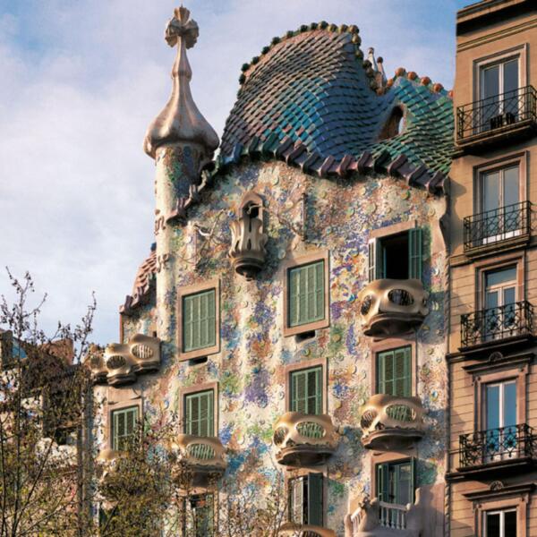 Casa-baltló-gaudí-world-day-of-architecture- Casa baltló by gaudí world day of architecture