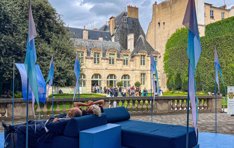 Folie at Hôtel de Sully By Lucas Huillet and Alexandre Helwani Paris Design Week