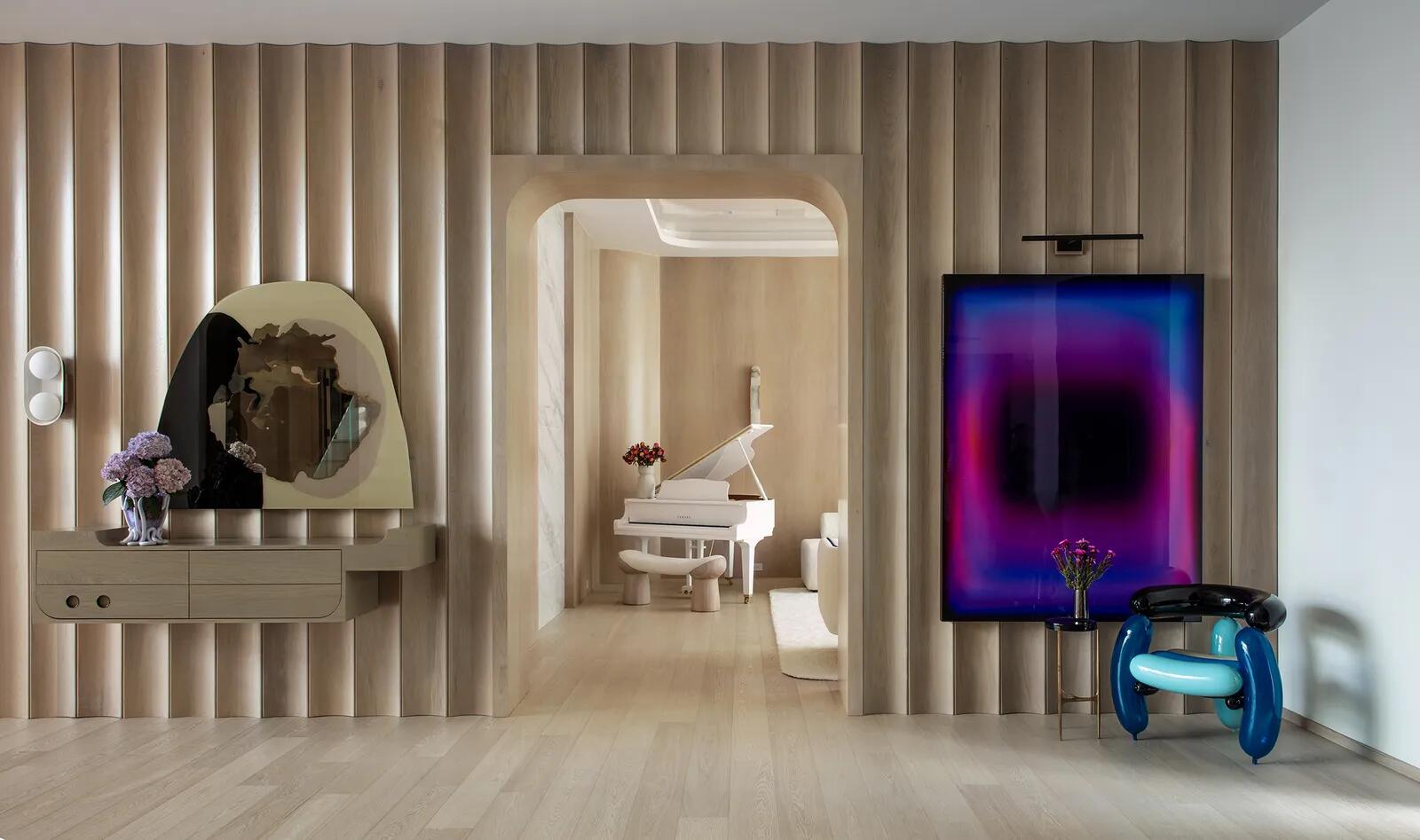 Florida beachfront retreat entrance hall