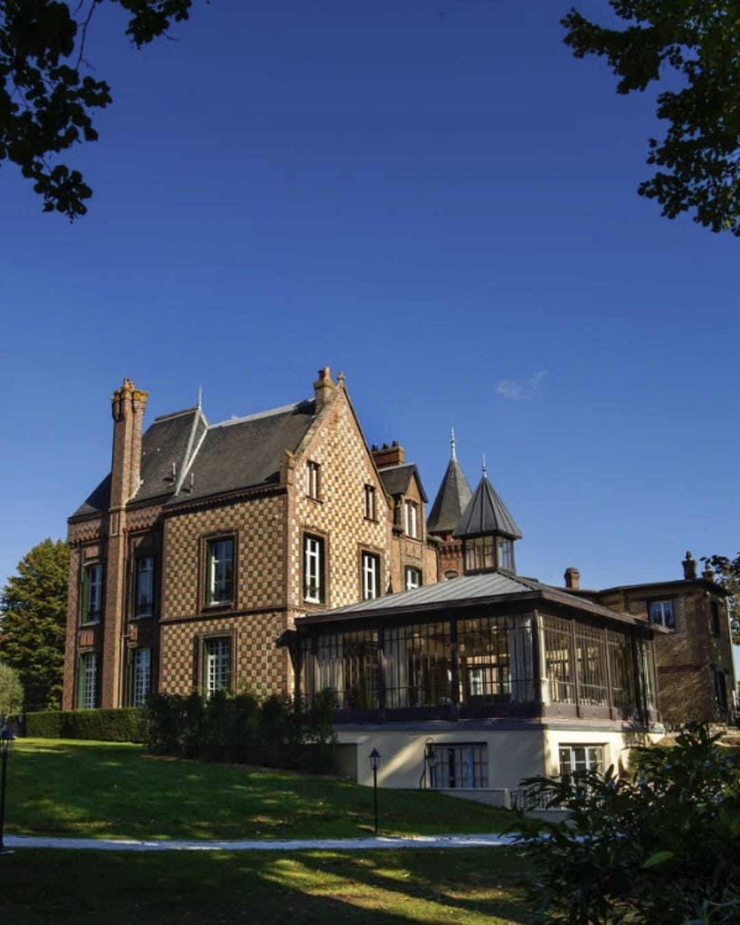 Verneuil la douce artful hotel