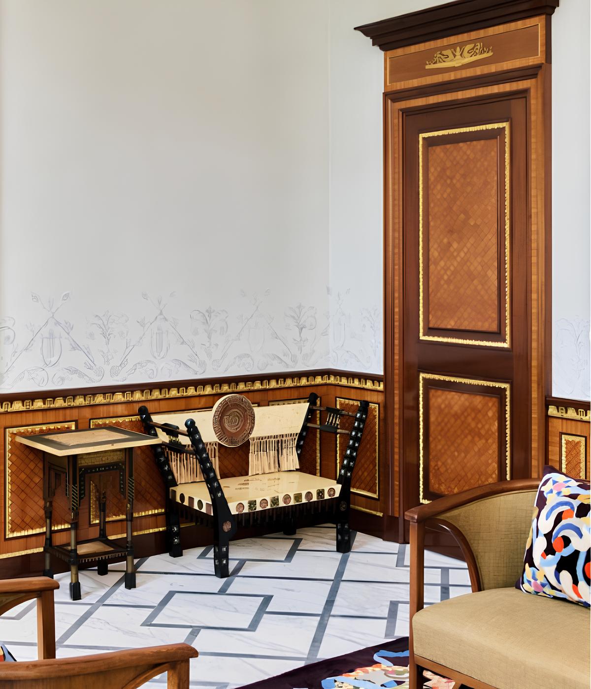 Design miami. Paris 2025: collectible and captivating chaos